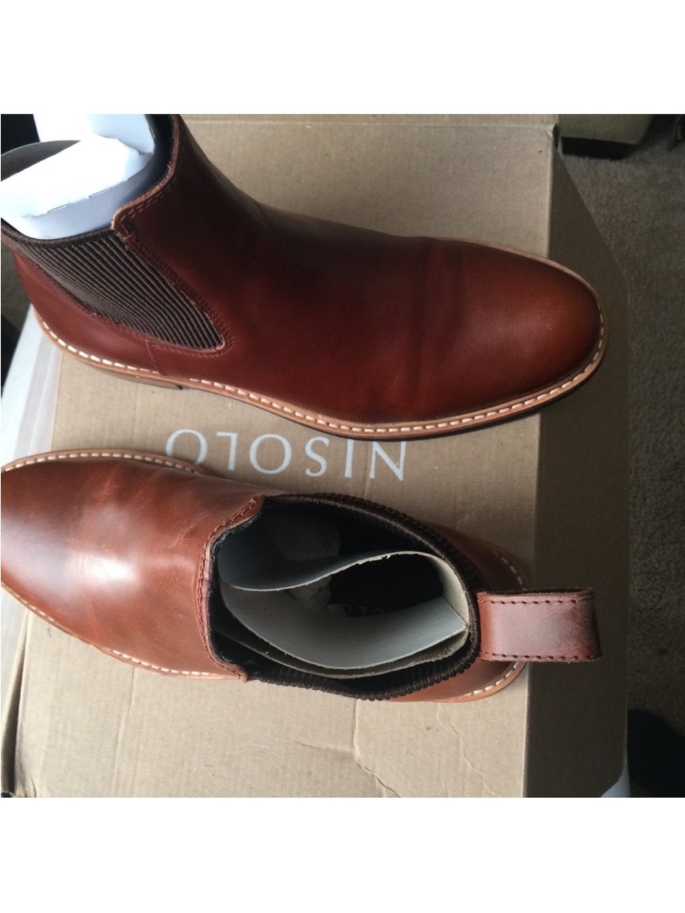 NISOLO Carmen Chelsea Leather Boots NIB - Picture 8 of 13
